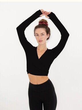 IMBODHI Wrap Top Black